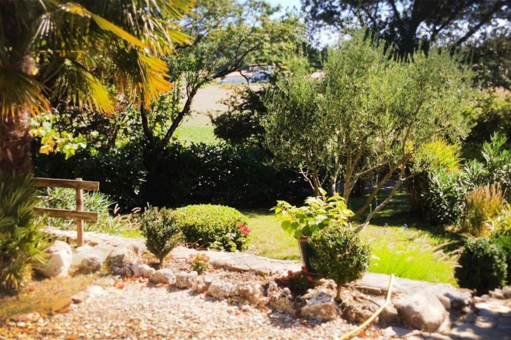 La Bastide De Sauvetas Hotel Bonlieu-sur-Roubion Buitenkant foto